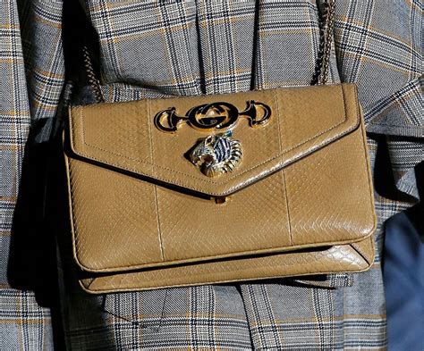 We Finally Have Bag Photos from Gucci’s Spring 2019 Runway 